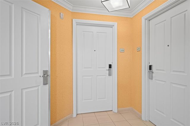 135 East Harmon Avenue 2120, Las Vegas, NV 89109