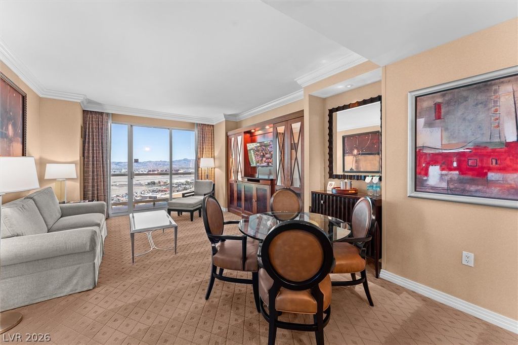 135 East Harmon Avenue 2120, Las Vegas, NV 89109 — photo 3