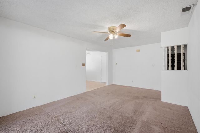 6944 Woodmore Oaks Dr, Orangevale, CA 95662