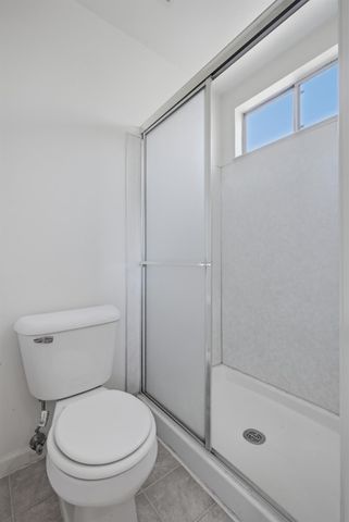 6944 Woodmore Oaks Dr, Orangevale, CA 95662