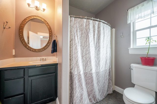 6112 Woodbine Drive, Pasco, WA 99301