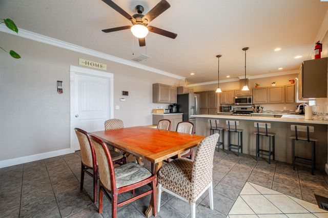 6112 Woodbine Drive, Pasco, WA 99301