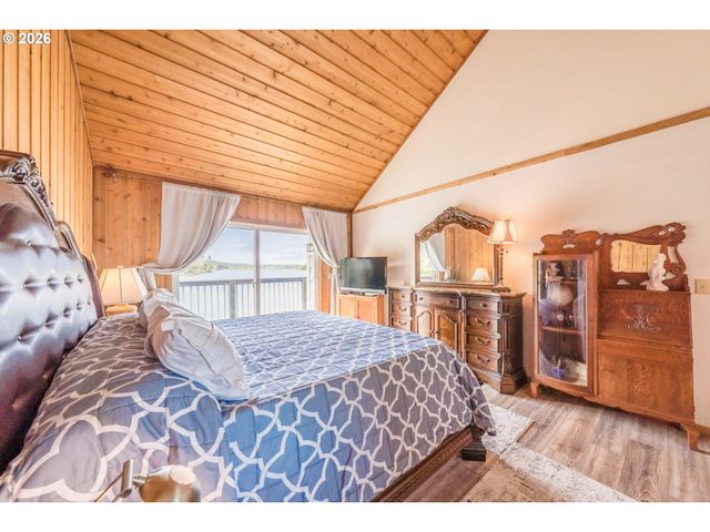 4040 Ne 20TH St, Otis, OR 97368