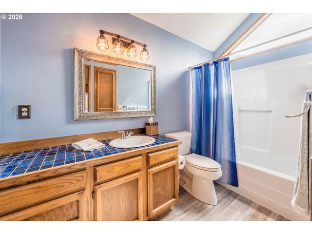 4040 Ne 20TH St, Otis, OR 97368