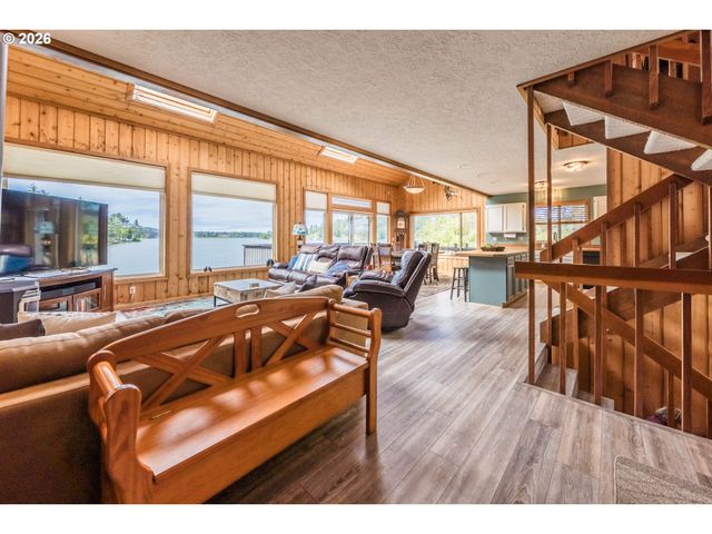 4040 Ne 20TH St, Otis, OR 97368