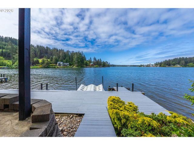 4040 Ne 20TH St, Otis, OR 97368