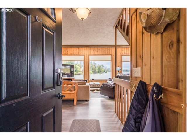 4040 Ne 20TH St, Otis, OR 97368