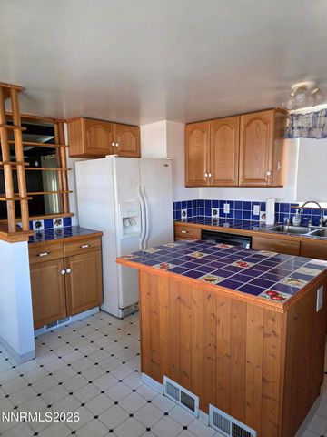 144 M Street, Hawthorne, NV 89415