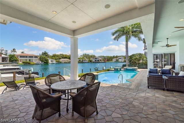 339 Devils Bight, Naples, FL 34103