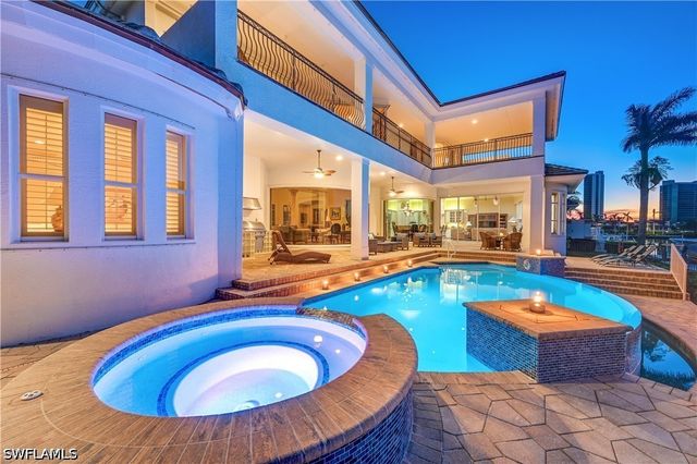 339 Devils Bight, Naples, FL 34103