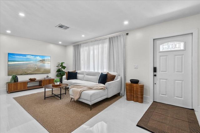 1896 71st Street S, Boynton Beach, FL 33426