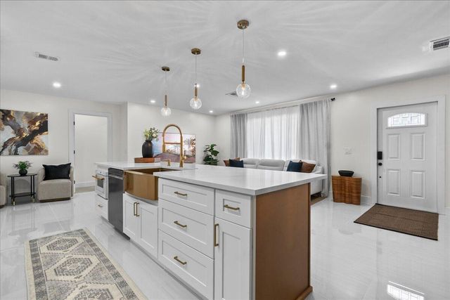 1896 71st Street S, Boynton Beach, FL 33426