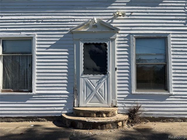 16649 Dixie Highway, Davisburg, MI 48350