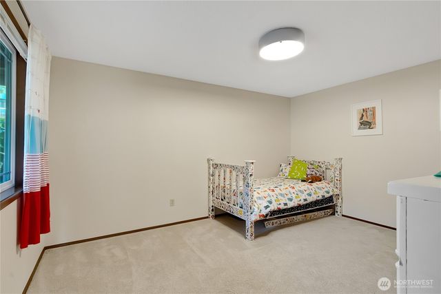 3715 Goldcrest Heights NW, Olympia, WA 98502