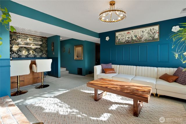 3715 Goldcrest Heights NW, Olympia, WA 98502