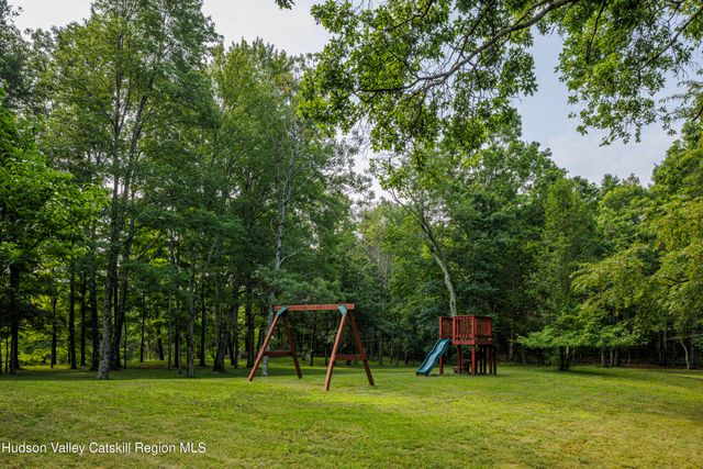 115 Bellwood Lane, Saugerties, NY 12477
