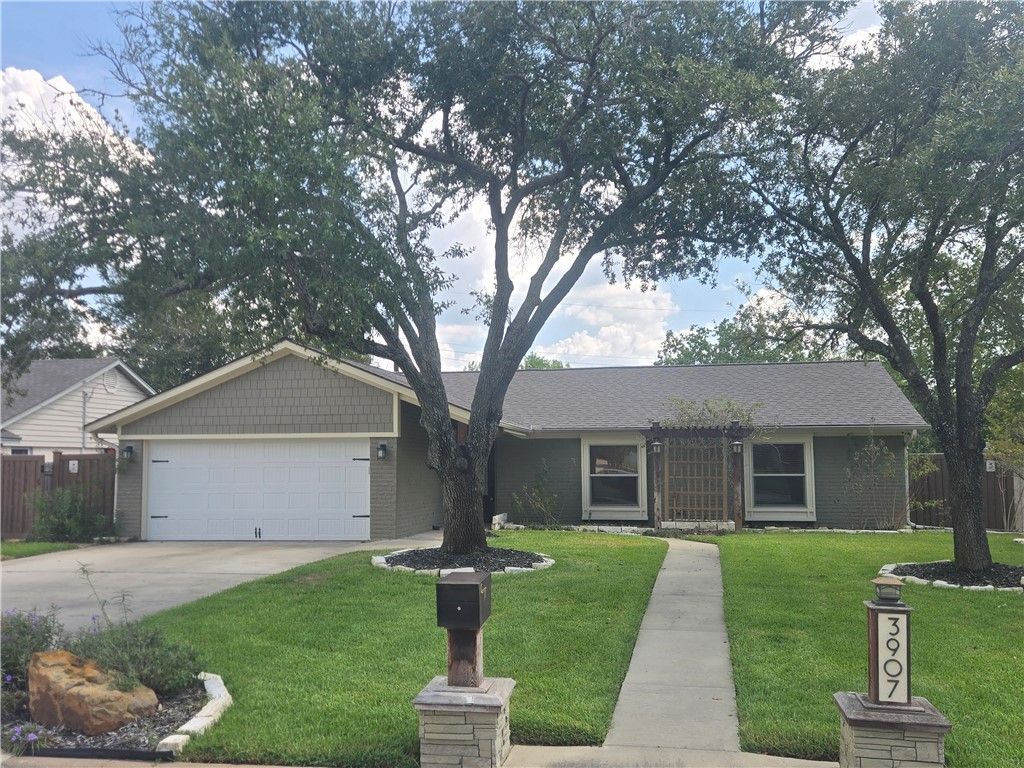 3907 Oak Bend Drive, Bryan, TX 77802 — exterior
