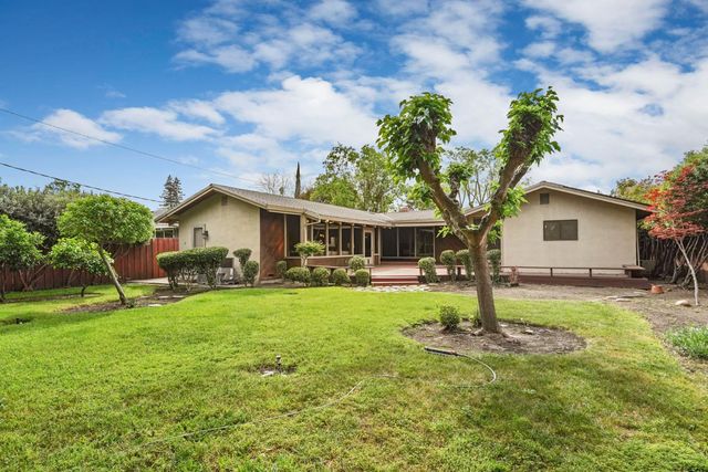 8406 De Anza Ave, Stockton, CA 95209