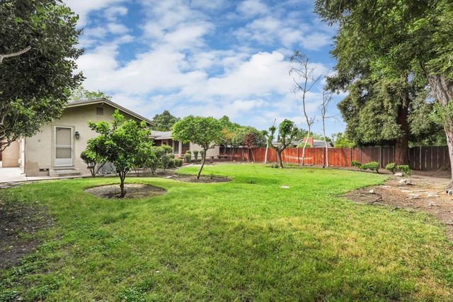 8406 De Anza Ave, Stockton, CA 95209