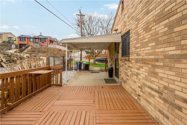 742 Esther St, Overbrook, PA 15227