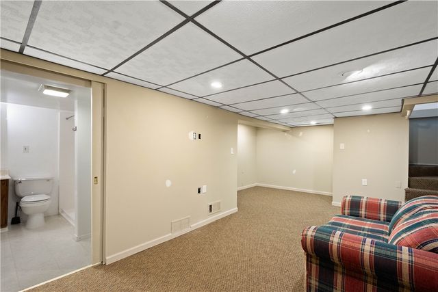 742 Esther St, Overbrook, PA 15227