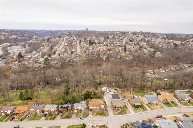 742 Esther St, Overbrook, PA 15227