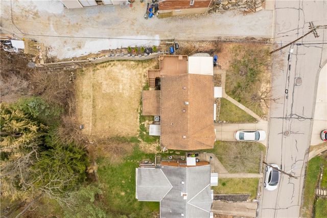 742 Esther St, Overbrook, PA 15227