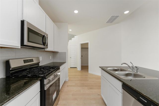 16812 Needlepoint Drive, Conroe, TX 77302