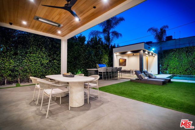 15743 Hesby Street, Encino (los Angeles), CA 91436