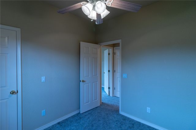 7 W Northaven Street, Farmington, AR 72730
