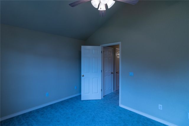 7 W Northaven Street, Farmington, AR 72730