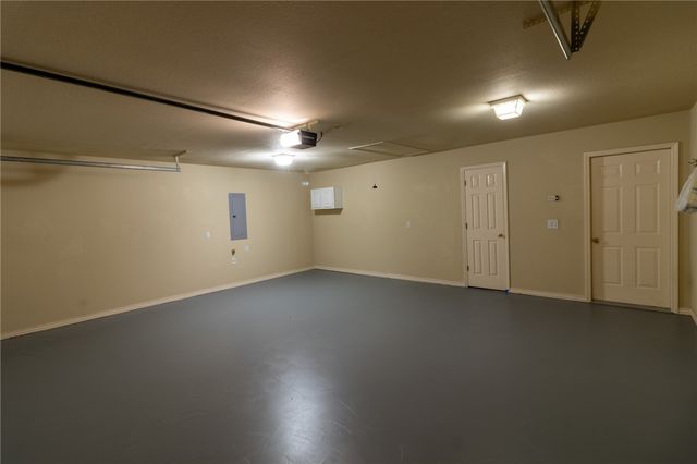 7 W Northaven Street, Farmington, AR 72730