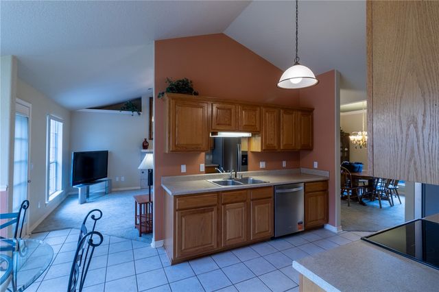 7 W Northaven Street, Farmington, AR 72730