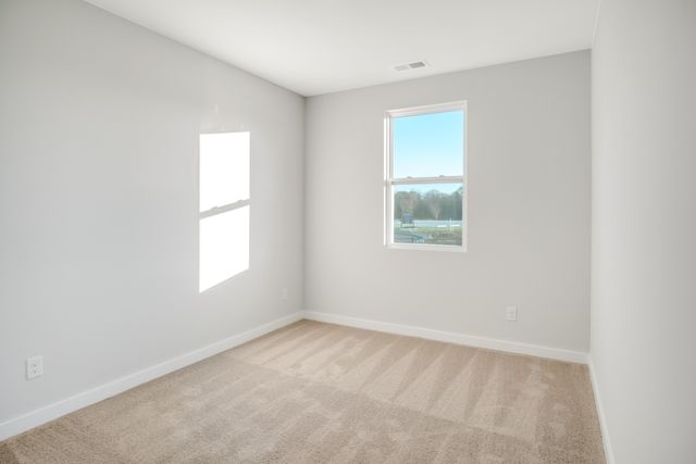 2225 Holmesburg Pvt Circle, Gallatin, TN 37066