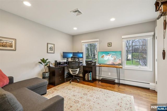 46 Van Blarcom Lane, Wyckoff, NJ 07481