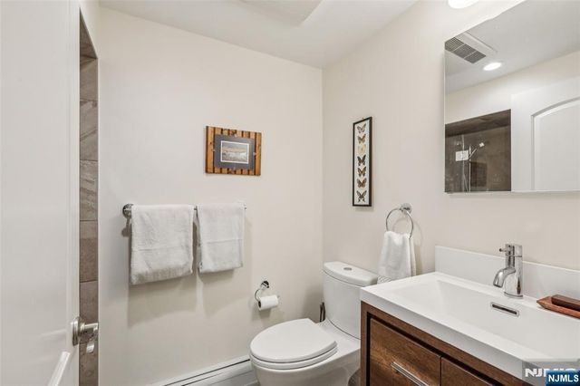 46 Van Blarcom Lane, Wyckoff, NJ 07481
