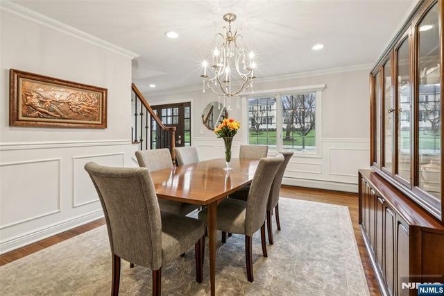 46 Van Blarcom Lane, Wyckoff, NJ 07481