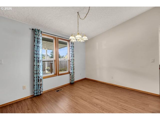 103 Nw 95TH Cir, Vancouver, WA 98665