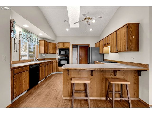 103 Nw 95TH Cir, Vancouver, WA 98665