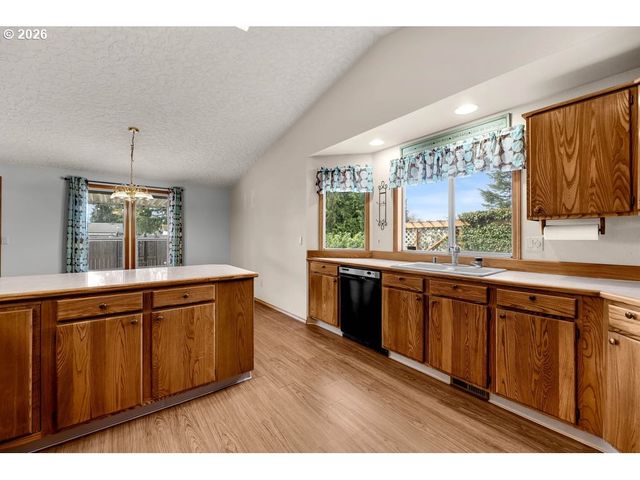 103 Nw 95TH Cir, Vancouver, WA 98665