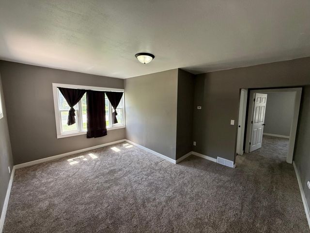 1514 Trott Avenue SW, Willmar, MN 56201