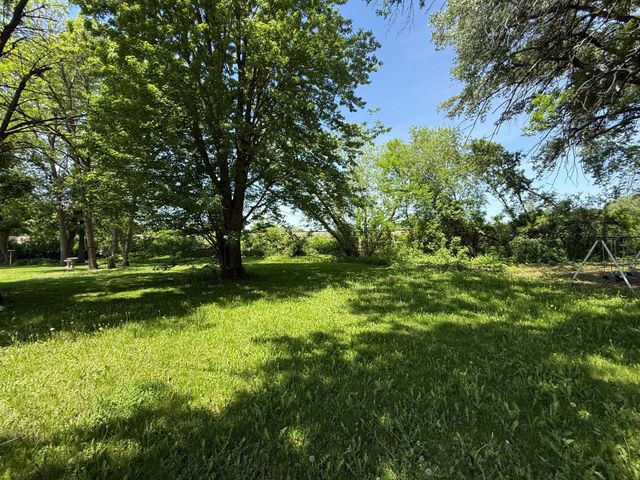 1514 Trott Avenue SW, Willmar, MN 56201