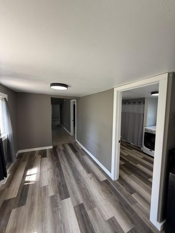 1514 Trott Avenue SW, Willmar, MN 56201