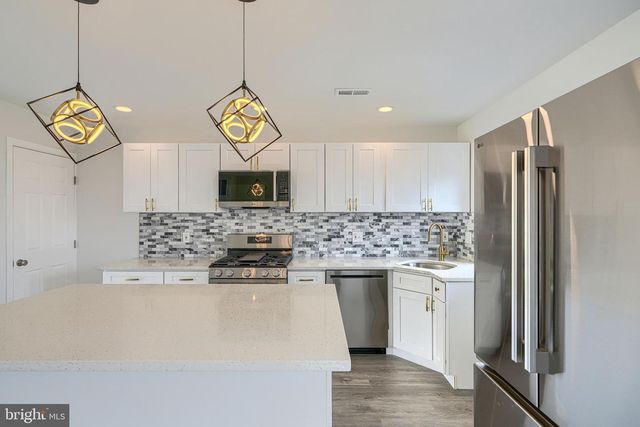 1007 WILDWOOD PKWY, Baltimore, MD 21229