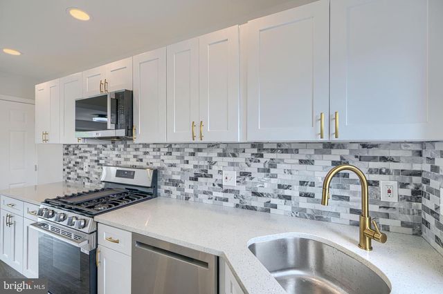 1007 WILDWOOD PKWY, Baltimore, MD 21229