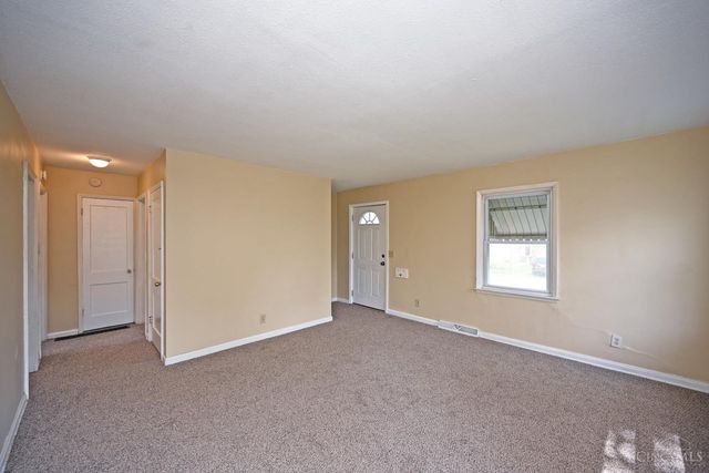 51 Gambier Circle, Greenhills, OH 45218
