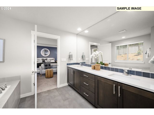 200 N 89th Loop 255, Ridgefield, WA 98642