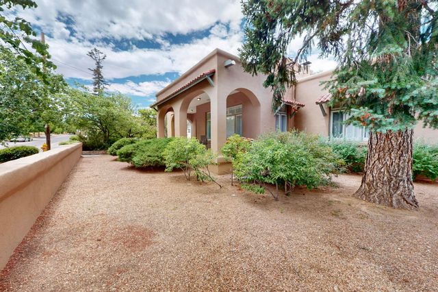 728 Don Gaspar Avenue 1A & 1B, Santa Fe, NM 87505