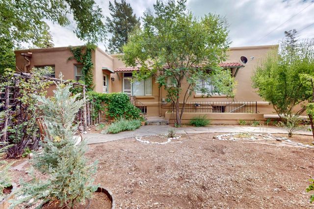 728 Don Gaspar Avenue 1A & 1B, Santa Fe, NM 87505
