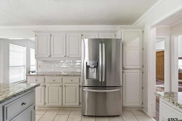 3309 Storey Lake Dr., Tyler, TX 75707